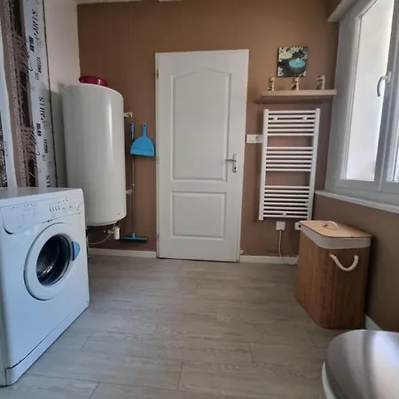 Apartment Joli Appart. 2 A 8 Pers. A 20 Min Du Futuroscope *